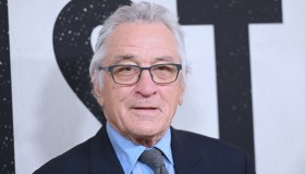 Vacanze italiane per Robert De Niro: il ritorno a Napoli tra pizza e dolci
