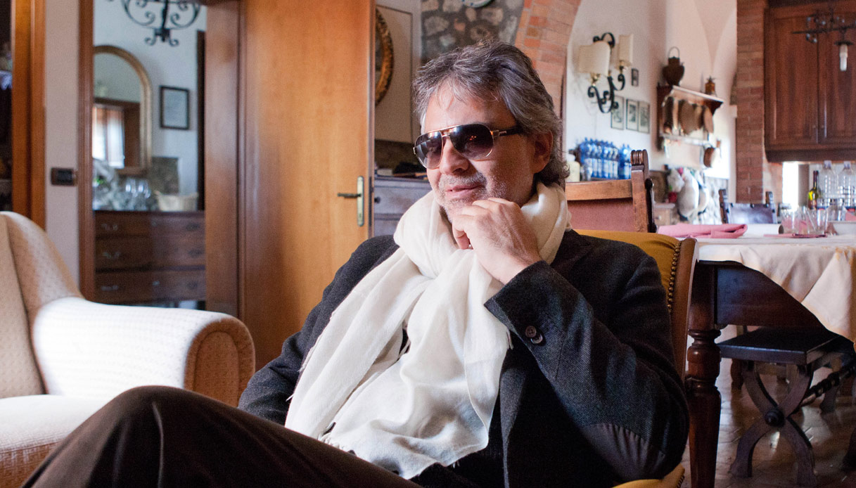 #acasadi Andrea Bocelli, la magica tenuta di Poggioncino tra vigneti e cavalli