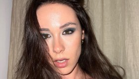 Aurora Ramazzotti senza veli su Instagram: una sirena. La sua vacanza con Goffredo