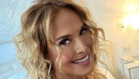 Barbara D’Urso in bikini su Instagram: così dimentica la “causa persa”