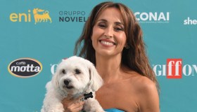 Benedetta Parodi bella come Cenerentola e i look delle star al Giffoni Film Festival