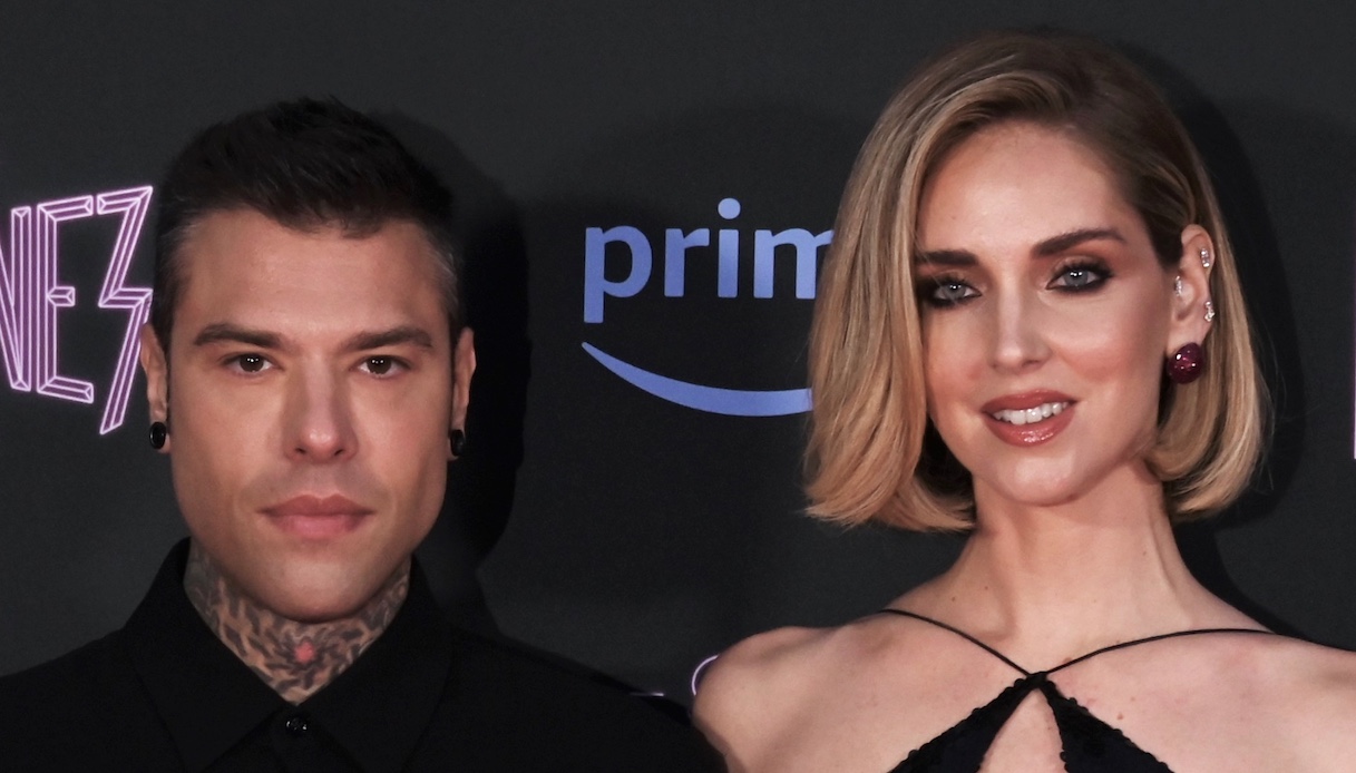 Fedez sparisce (di nuovo) dai social. E Chiara Ferragni si mostra solo con i figli