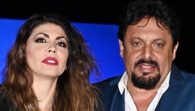 Enrico Brignano nella bufera dopo un commento: interviene la moglie Flora Canto