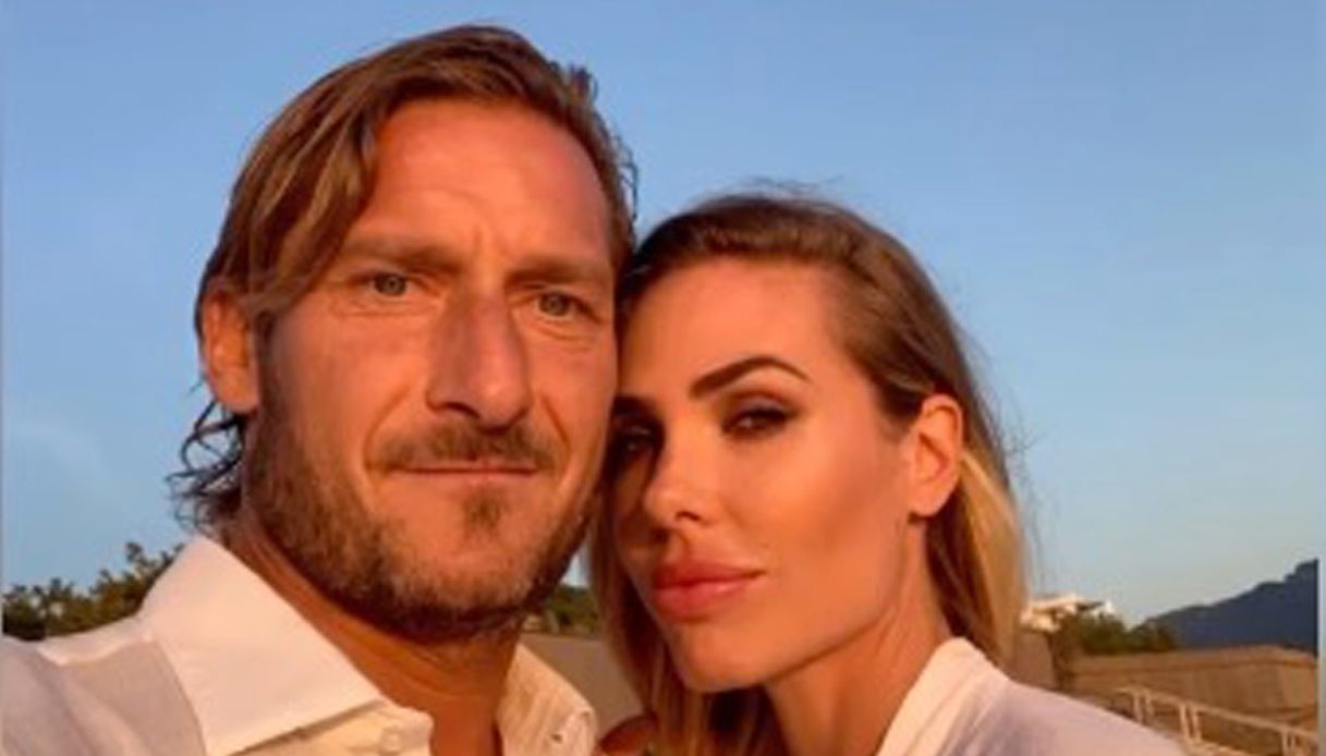 Francesco Totti e Ilary Blasi di nuovo vicini per un motivo (speciale)