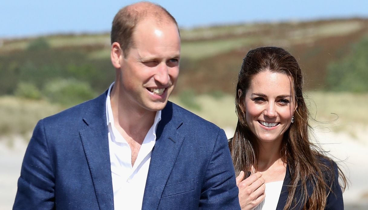 Kate Middleton e William in vacanza, anche le guardie del corpo si divertono