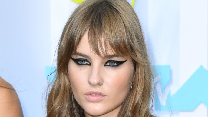 L’abbraccio di Roma ai Måneskin: Vic lascia senza fiato con il minidress stringato