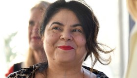 Michela Murgia, il vestito da sposa firmato Dior è un omaggio alla sua famiglia queer