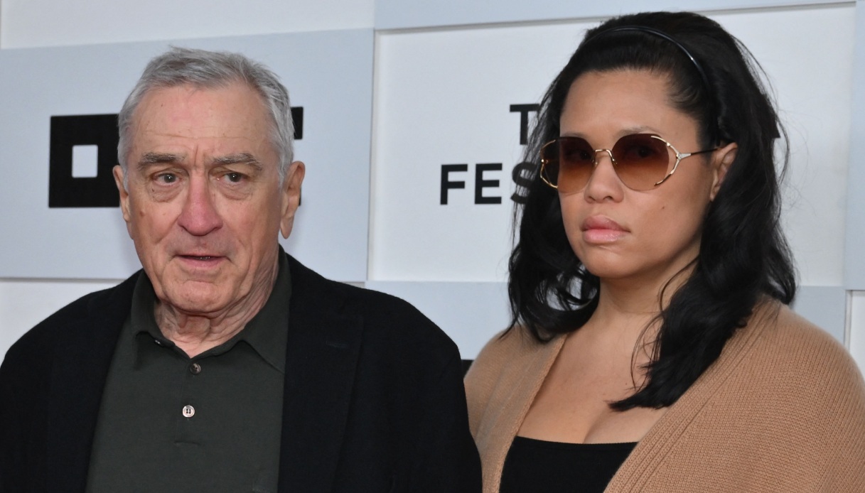 Robert De Niro, il racconto della fidanzata Tiffany: “paralizzata” dopo il parto