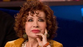 “GF Vip”, Alda D’Eusanio senza freni sul programma. Parole di fuoco contro Signorini