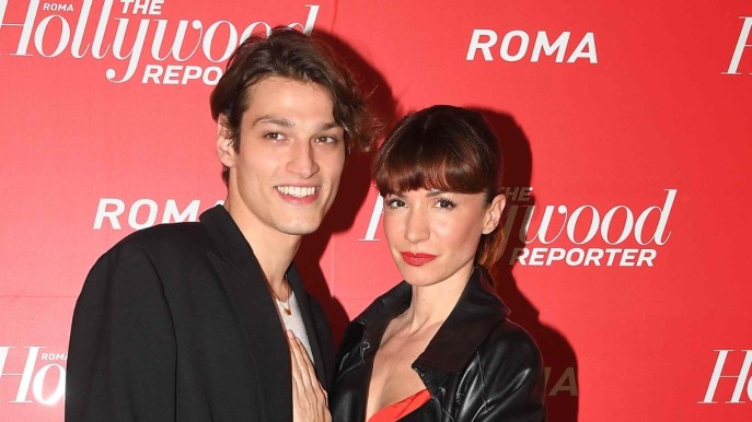 Andrea Delogu scatenata contro certi fan: l’età del fidanzato è ancora un tabù