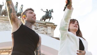 30 captions originali (in italiano e in inglese) da usare su Instagram per le vacanze con le amiche