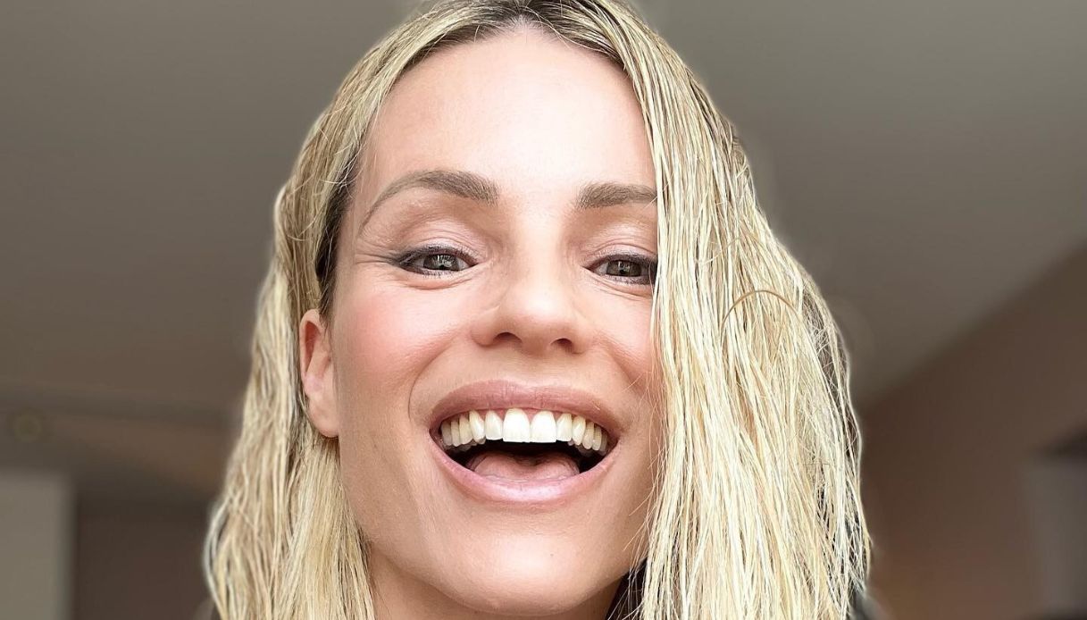 L’estate di Michelle Hunziker e il duetto con Aurora per un ospite speciale