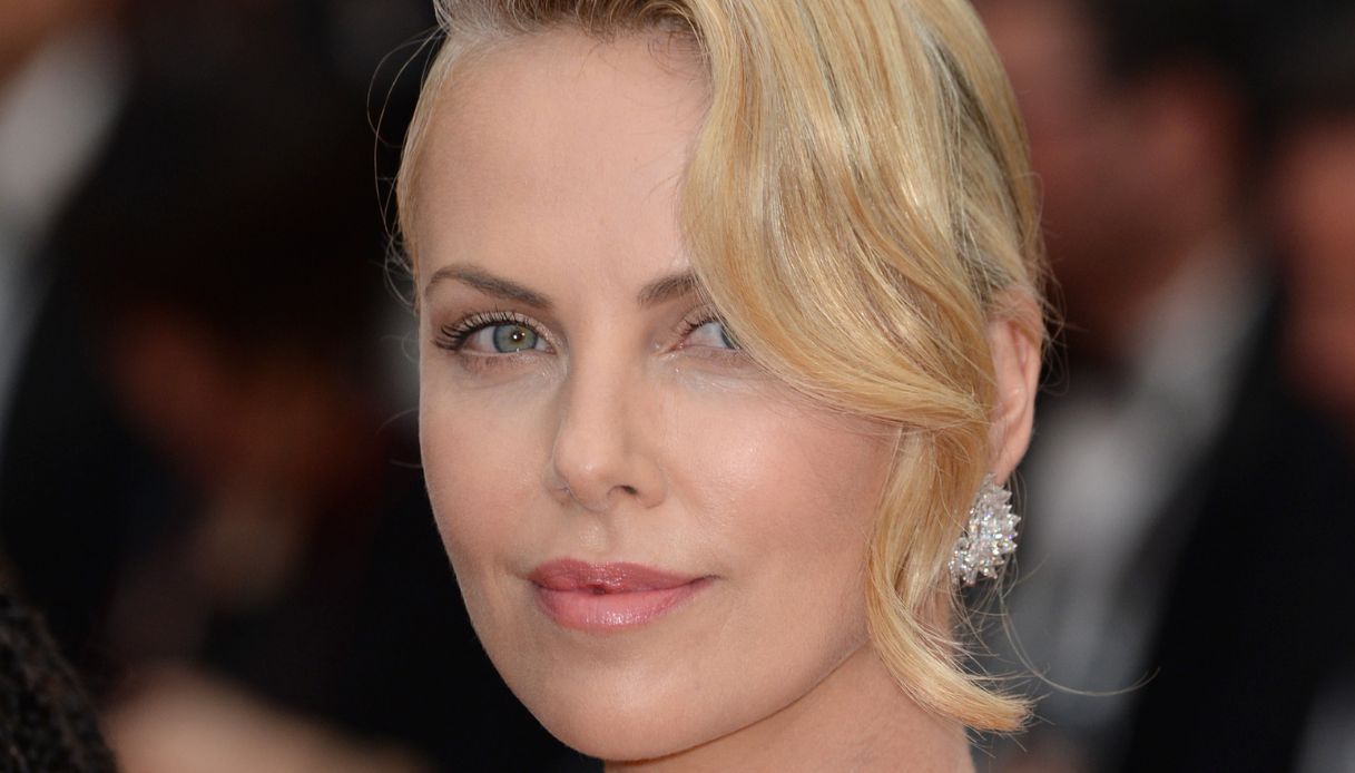 Charlize Theron si è rifatta? La sua risposta epica