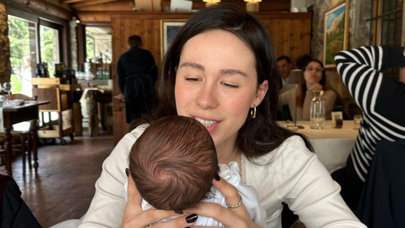 Aurora Ramazzotti svela perché non mostra il volto di Cesare su Instagram