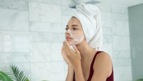 Questo detergente viso alle proteine della soia sta spopolando tra le beauty addicted