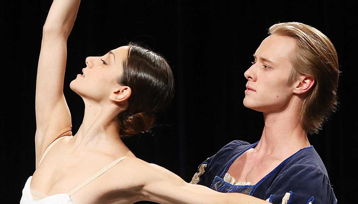 Nicoletta Manni sposa bellissima: l’abito per il matrimonio con Timofej Andrijashenko