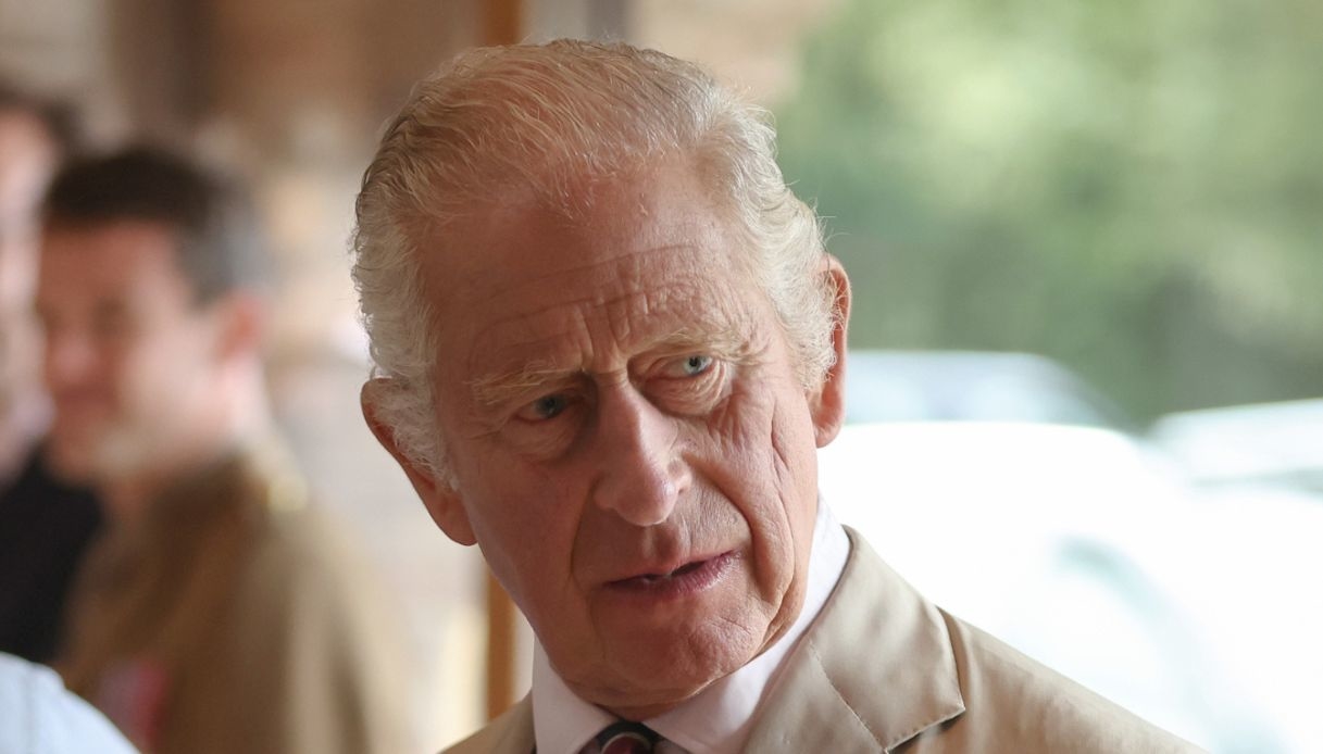 Re Carlo punisce Harry e Meghan: ormai è tutto finito