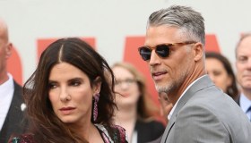 Lutto per Sandra Bullock: è morto il compagno Bryan Randall. Aveva solo 57 anni