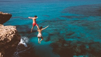 30 captions originali (in italiano e in inglese) da usare su Instagram per le vacanze con le amiche