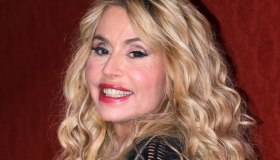 Valeria Marini rompe il silenzio sul nuovo fidanzato: le sue prime parole