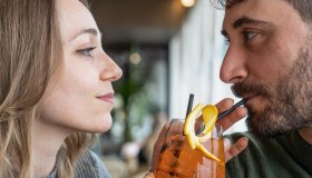 Abbiamo davvero bisogno di corsi per imparare a sedurre?