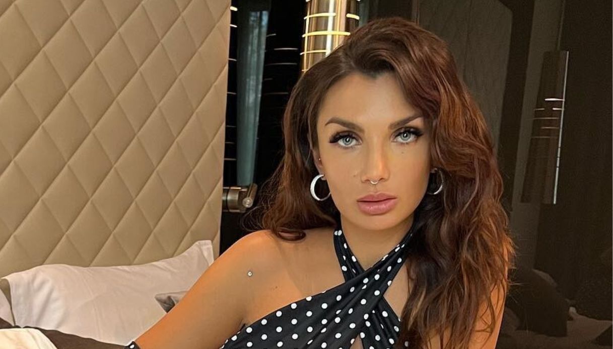 Elettra Lamborghini svela come passerà l’anniversario di nozze, l’idea originale