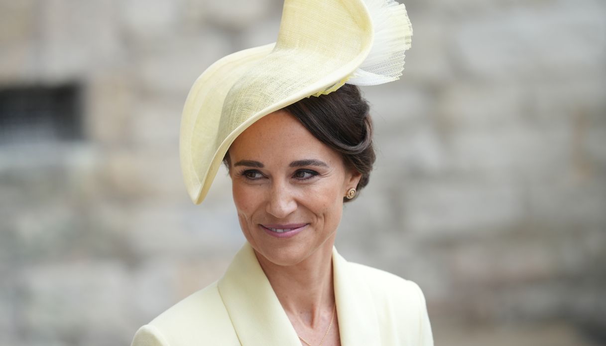 Pippa Middleton invitata a un matrimonio a Como, il dettaglio di stile