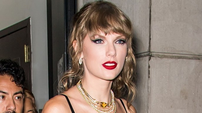 Taylor Swift allo stadio: è amore con Travis Kelce, chi è il nuovo fidanzato