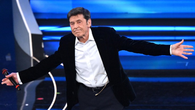 Gianni Morandi, non lo vedremo più: si prende una pausa dai social (e forse sappiamo perché)