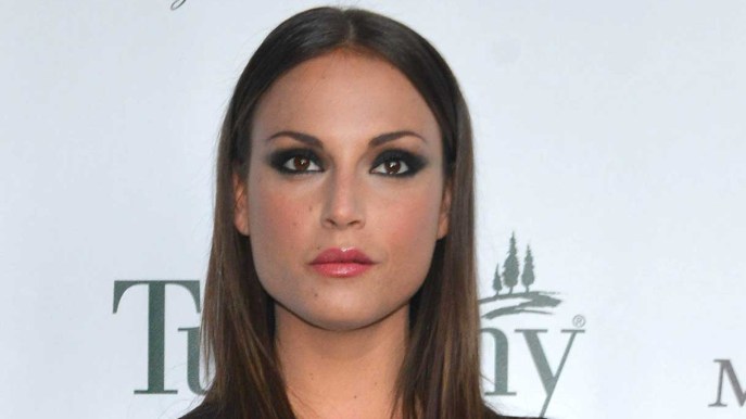 Francesca De André operata d’urgenza: “Non potrò più avere figli”