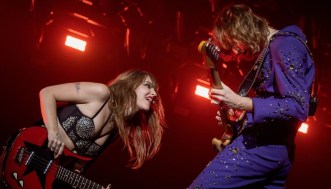 30 captions originali (in italiano e in inglese) da usare su Instagram per le vacanze con le amiche