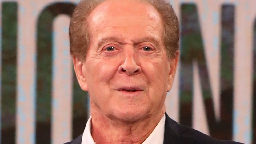 Memo Remigi ospite a “Domenica In”: il grande ritorno dopo le accuse di molestie