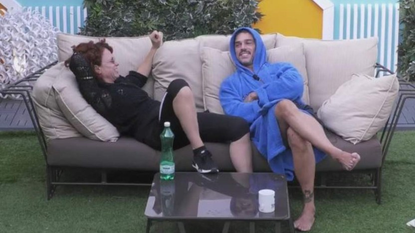 Grande Fratello, tra Massimiliano Varrese e Beatrice Luzzi cambia tutto: Giuseppe addio?