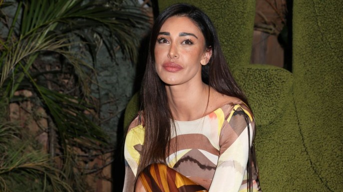 Belen Rodriguez sta male, gli amici: “Colpa dei tradimenti di De Martino”