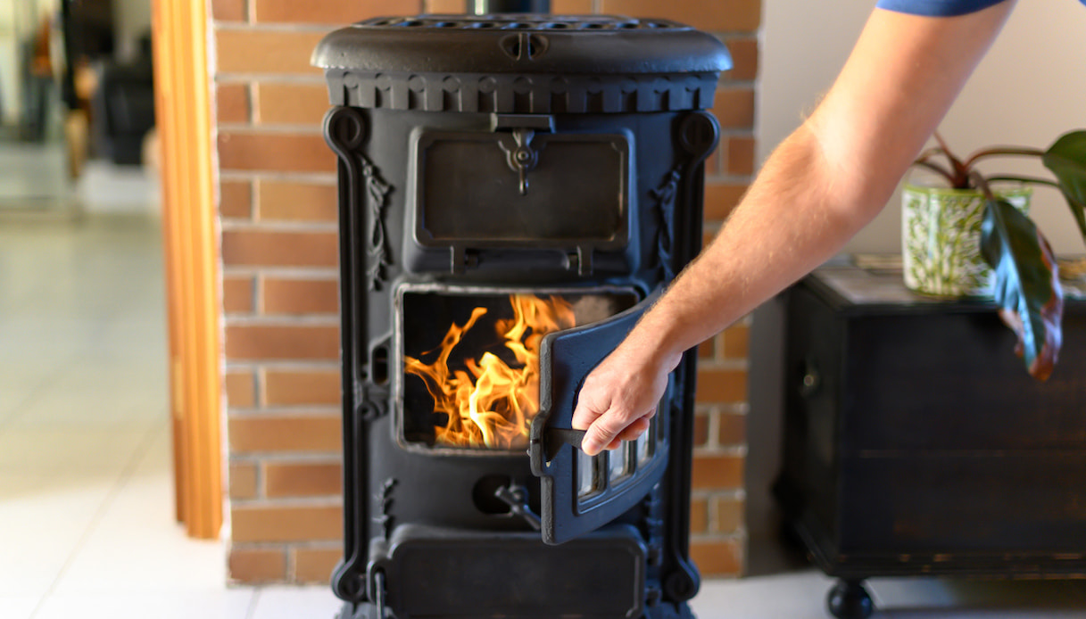 Come pulire il debimetro della stufa a pellet per evitare problemi