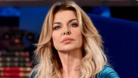 Alba Parietti, il ricordo più doloroso 13 anni dopo: “Mia madre continua a vivere”