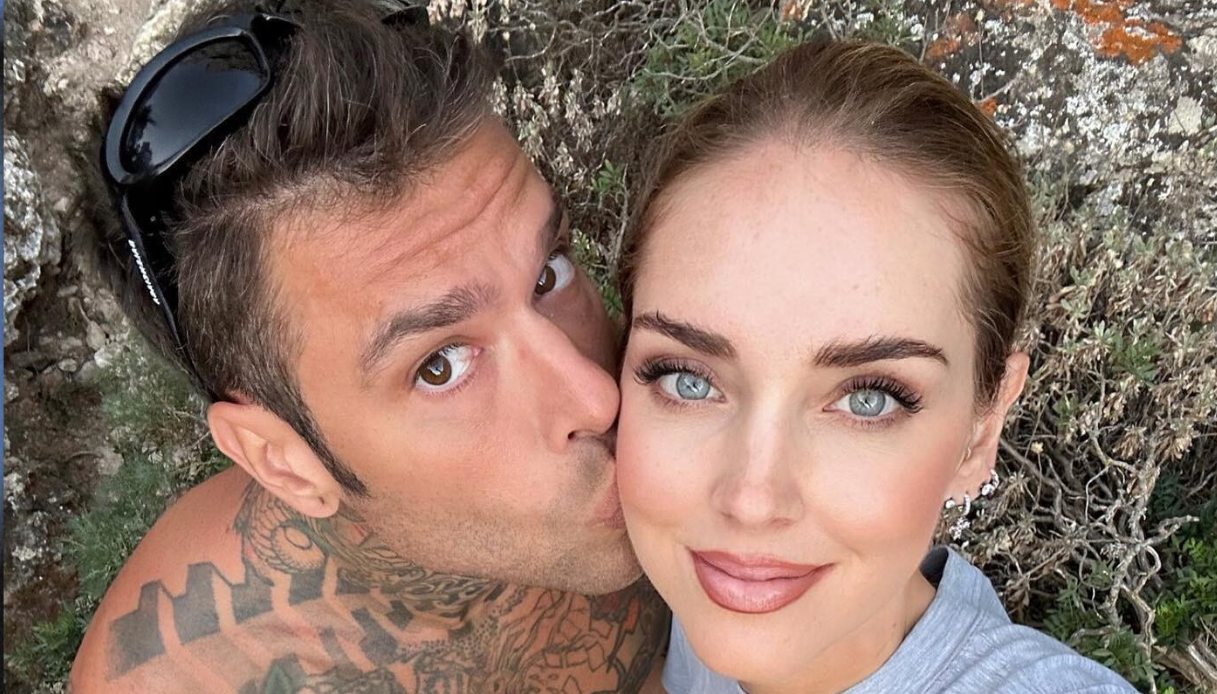 Fedez compie 34 anni: le foto della festa e l’amore di Chiara Ferragni