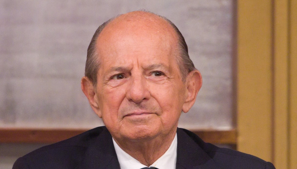 Giancarlo Magalli, frecciata a “Domenica In”: “Il solo in Rai a sperare di tornare”