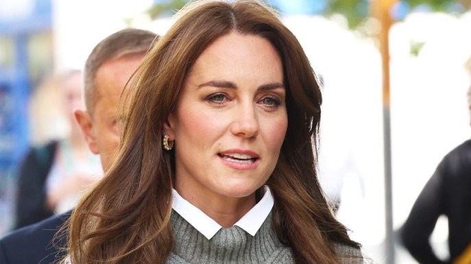 Kate Middleton rompe ancora il protocollo. Ma il suo gilet è la rivelazione