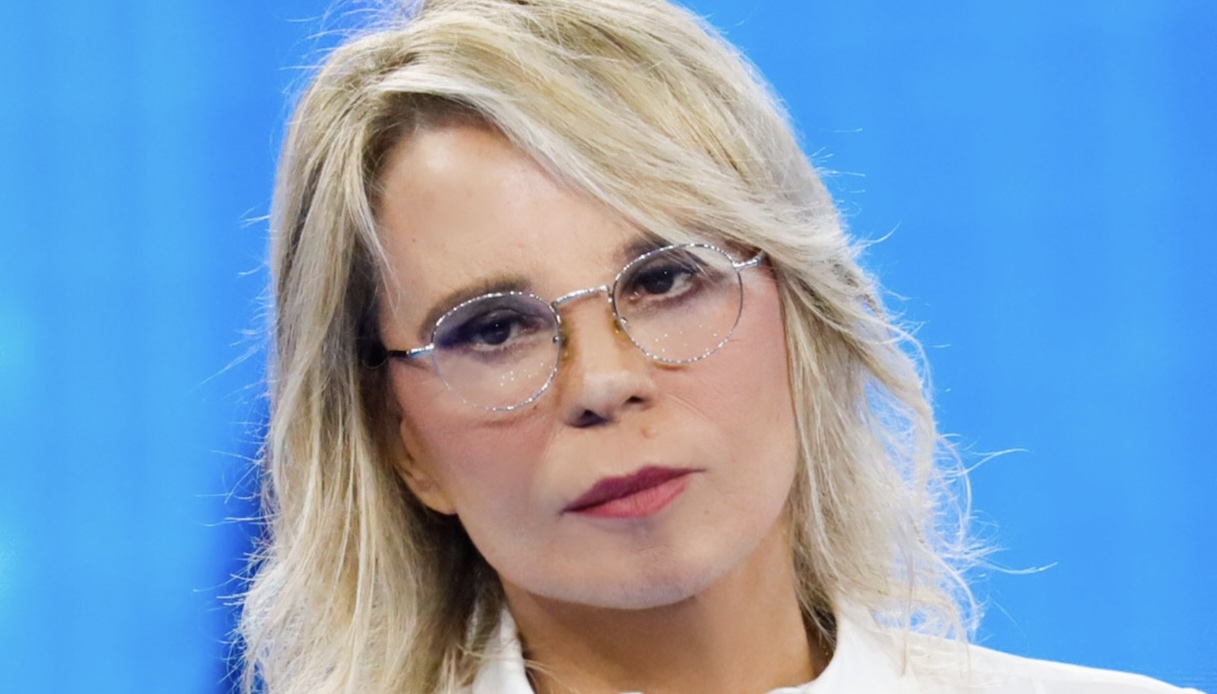 “Amici 23”, primo scontro in casetta: “Me ne voglio andare, c’è troppa falsità”