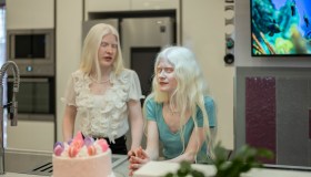 #acasadi Matilde e Angelica, tra luminarie particolari ed elettrodomestici ipertecnologici