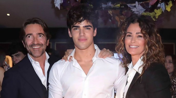 Samantha De Grenet: il figlio diventa grande, su Instagram i dolci auguri per il 18esimo