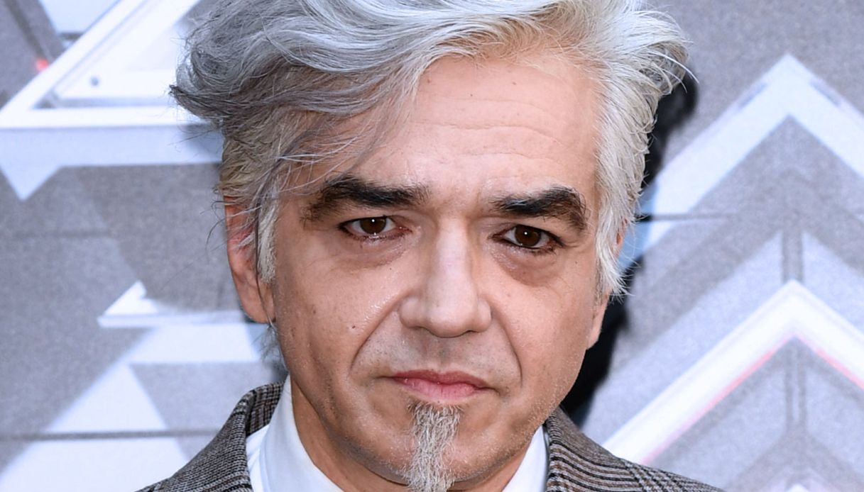 Morgan a X Factor tra iene e leoni. Le foto inedite (e selvagge) dei Live