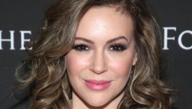 Caduta di capelli addio: il prodotto miracoloso usato da Alyssa Milano