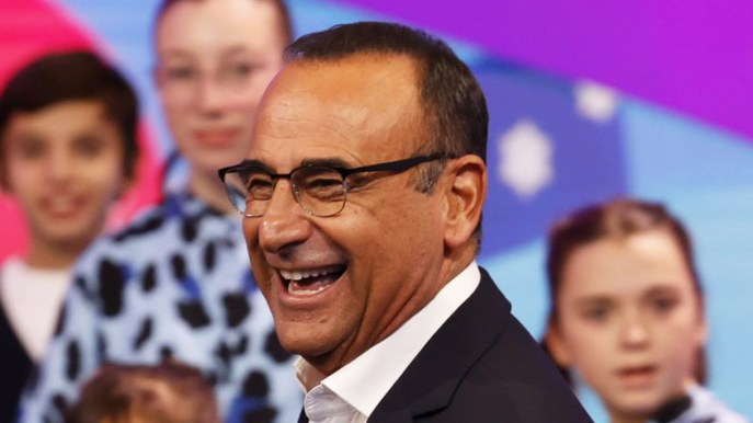 Carlo Conti allo Zecchino d’Oro: “Niente tutina del mago Zurlì. Non mi sembra il caso”