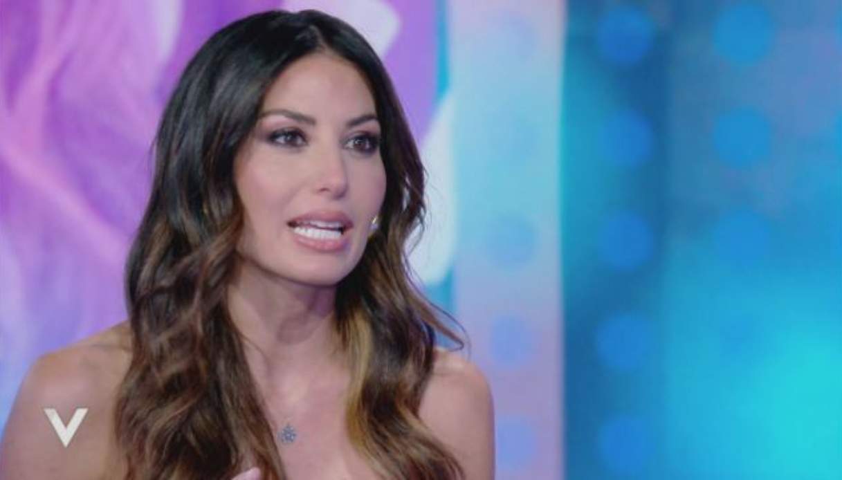 Elisabetta Gregoraci a Verissimo, le lacrime con la sorella: “Un calvario”
