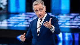 Chi è Aleksandra Korotkaia (Sasha): nuova Madre Natura di Ciao Darwin 9