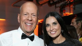 Bruce Willis, le sue condizioni peggiorano e non riconosce più Demi Moore: “È devastata”
