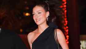 Monospalla che passione! Come indossarlo copiando dalle celebs