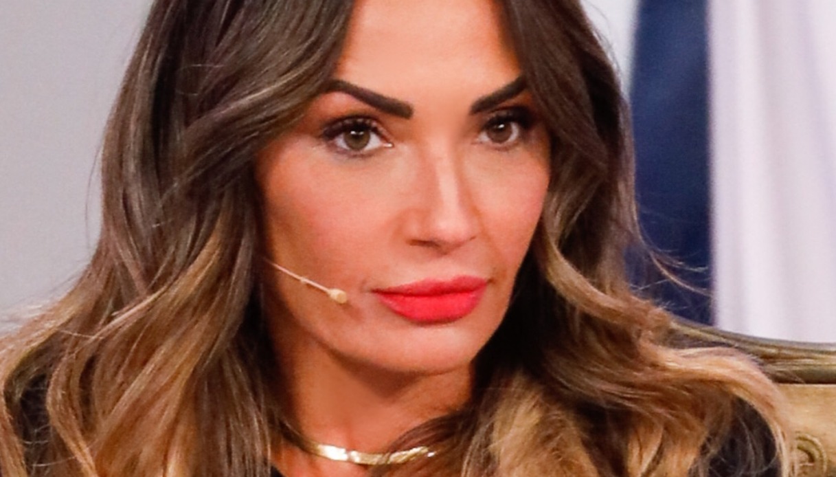 “Uomini e Donne”, l’ex di Ida rompe il silenzio: l’ombra del “tradimento”